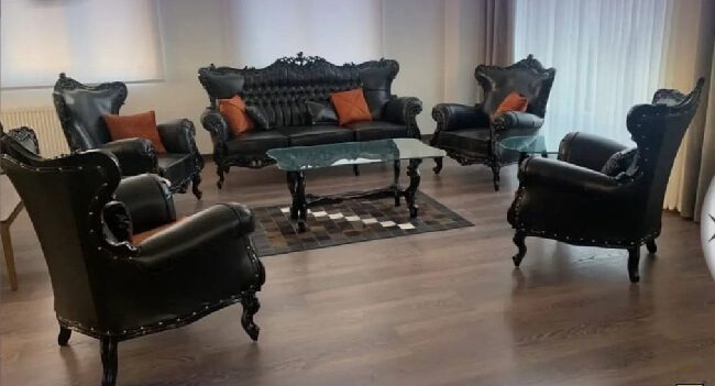 گل میخ تزئینی