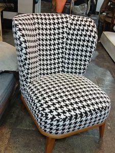 تعمیر مبل تک نفره